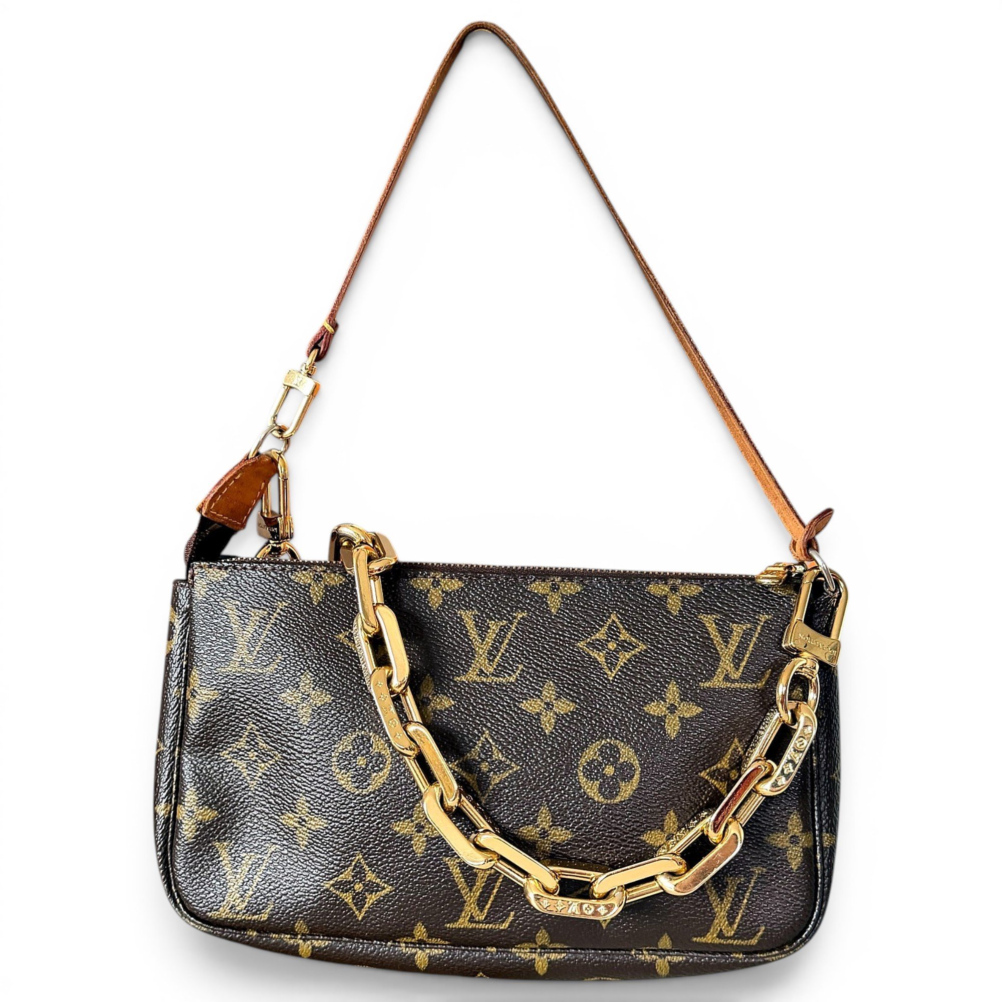 Pochette Accessoire leather handbag