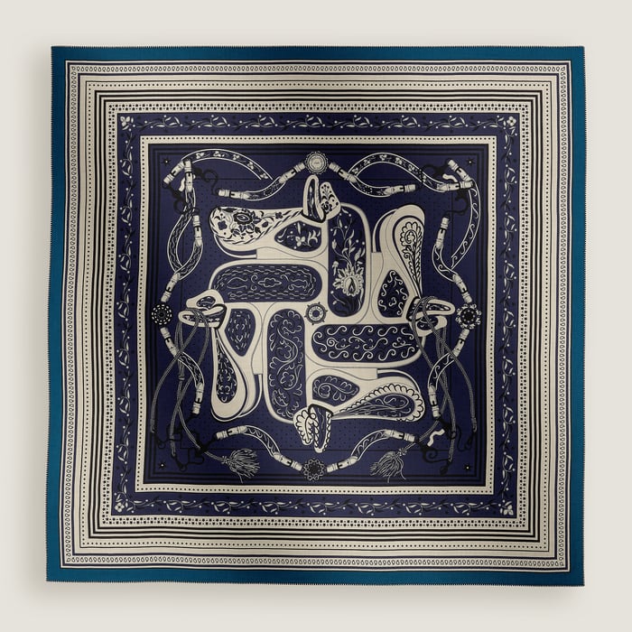 Festival Des Amazones Bandana Shawl 140