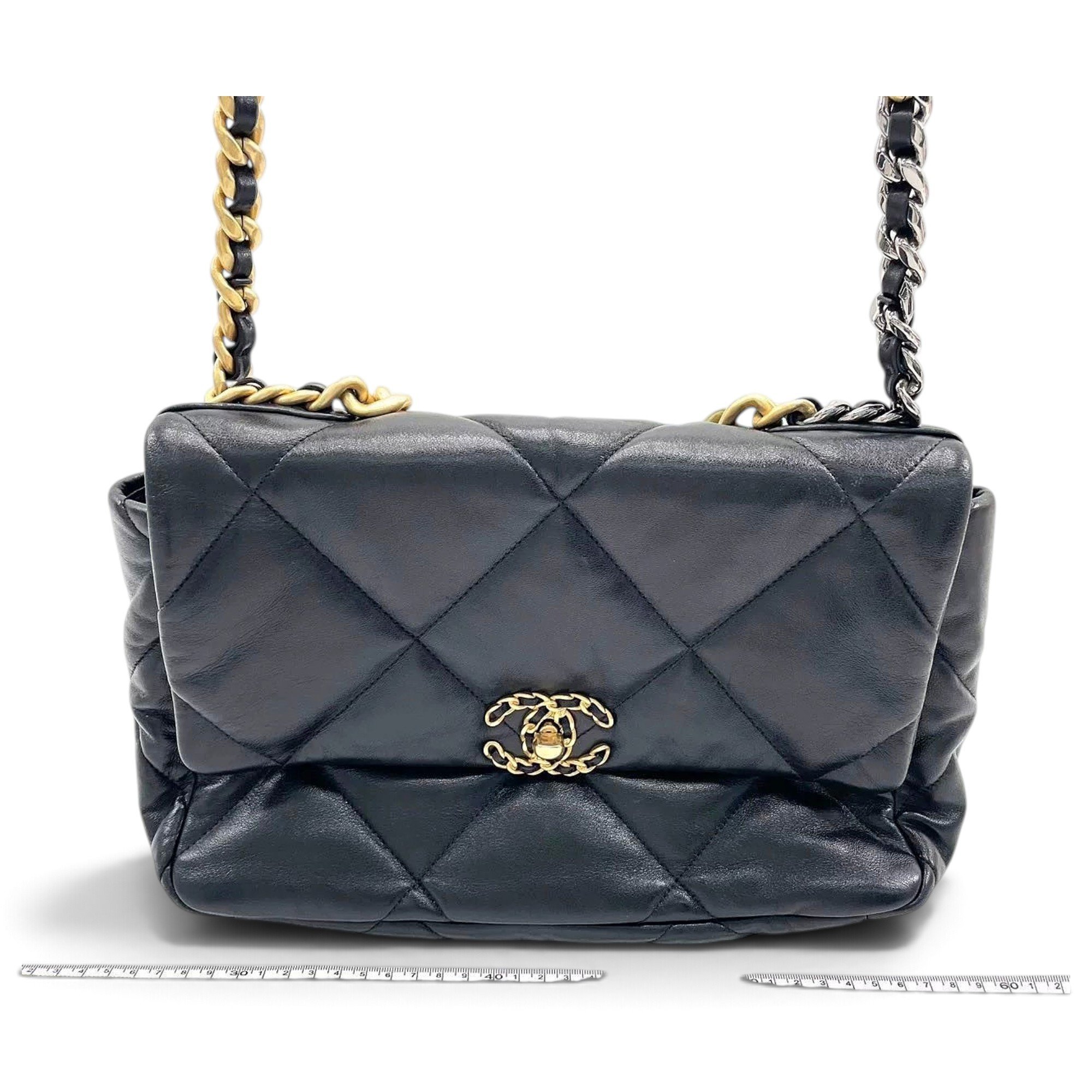 Chanel 19 leather handbag