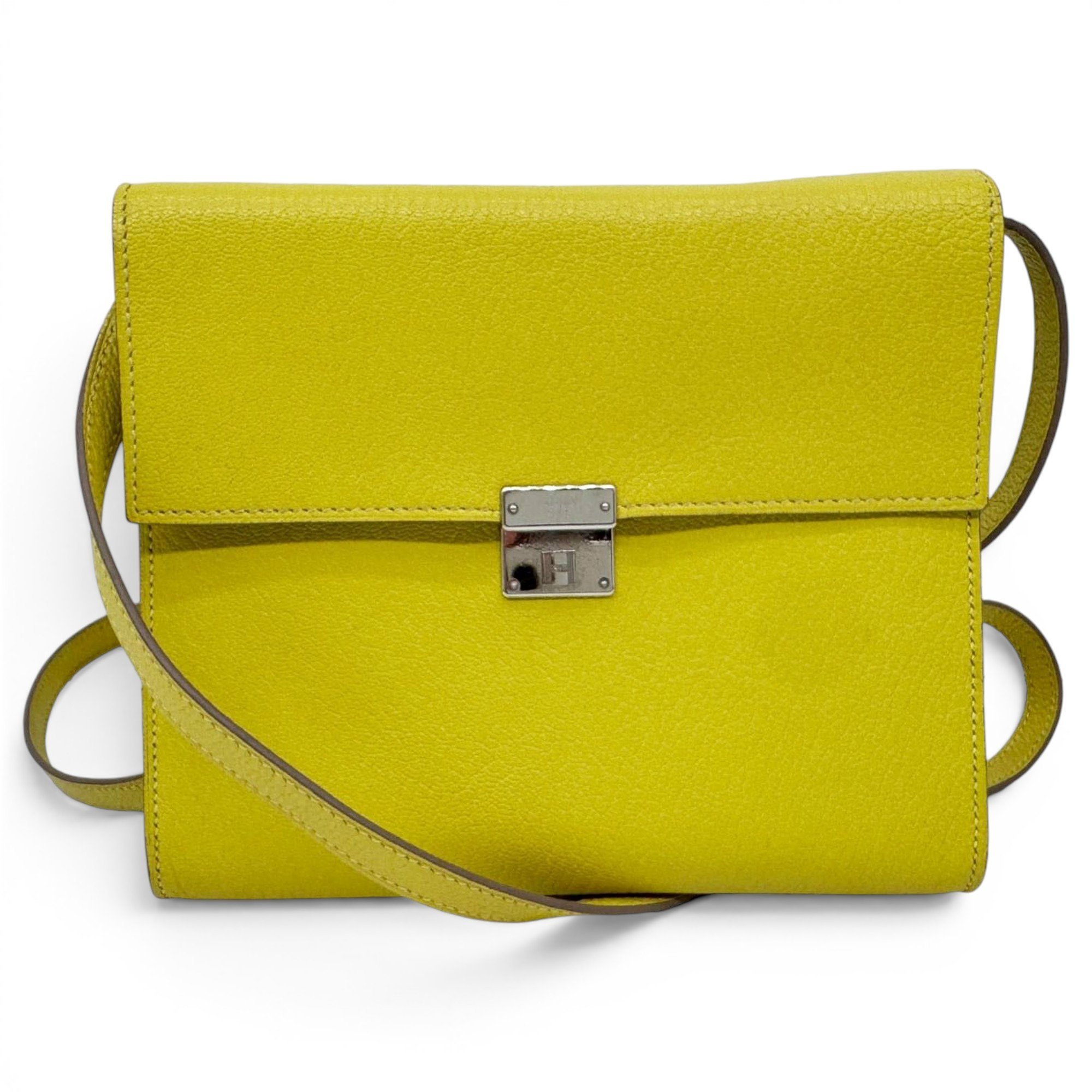 Clic 16 leather crossbody bag