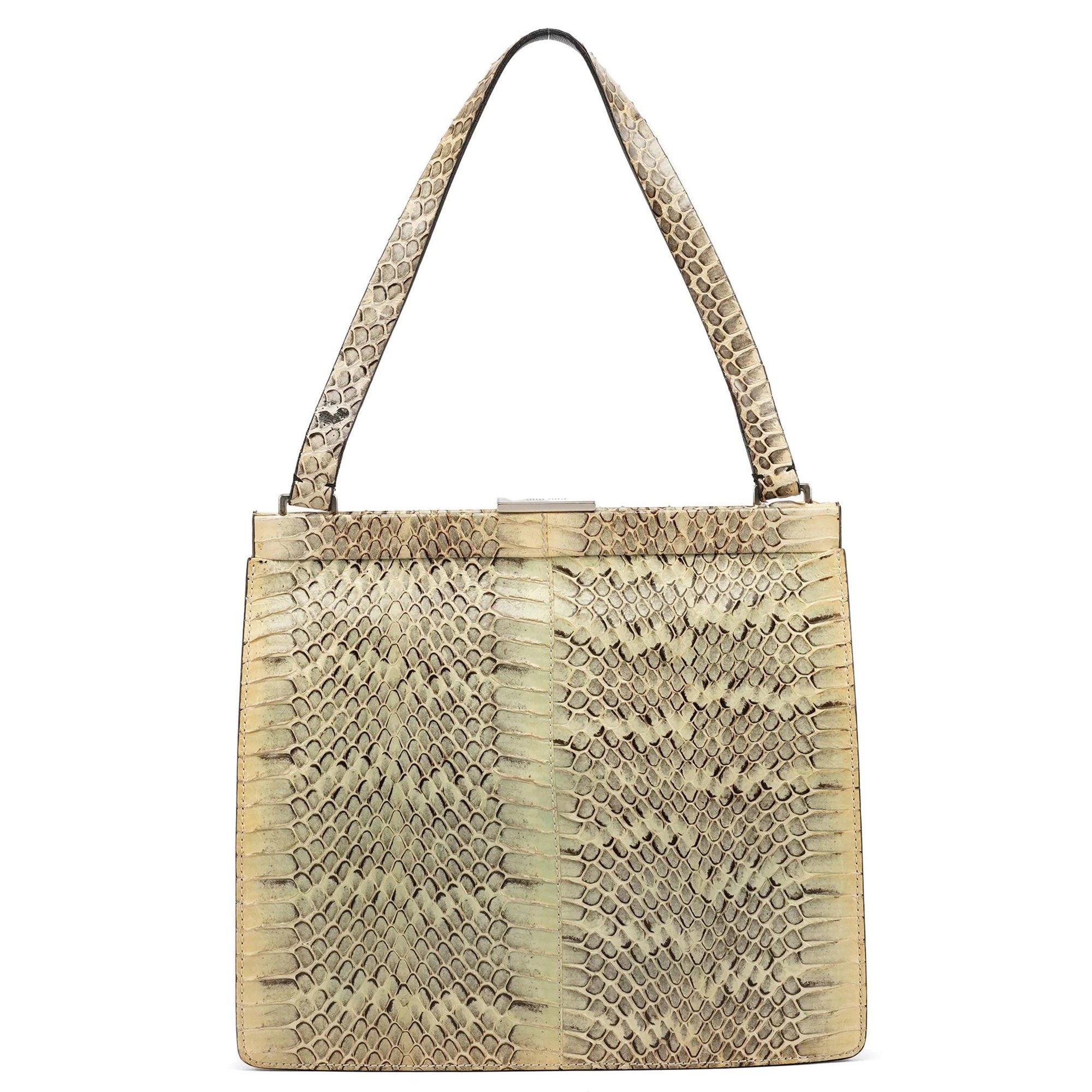 Pocket leather handbag