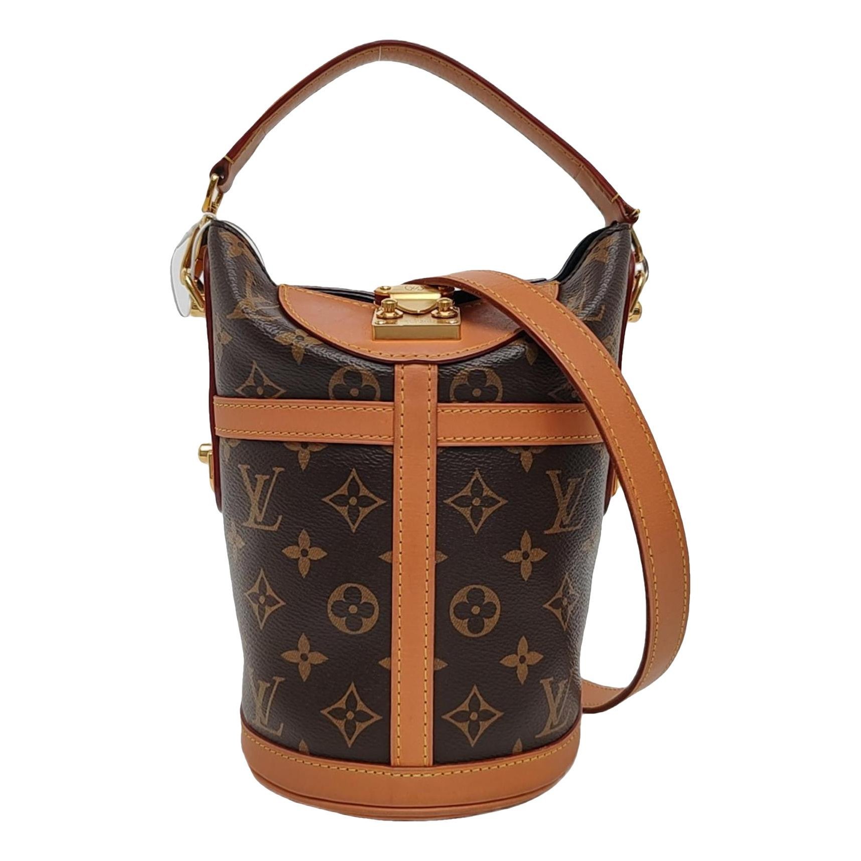 Duffle leather handbag