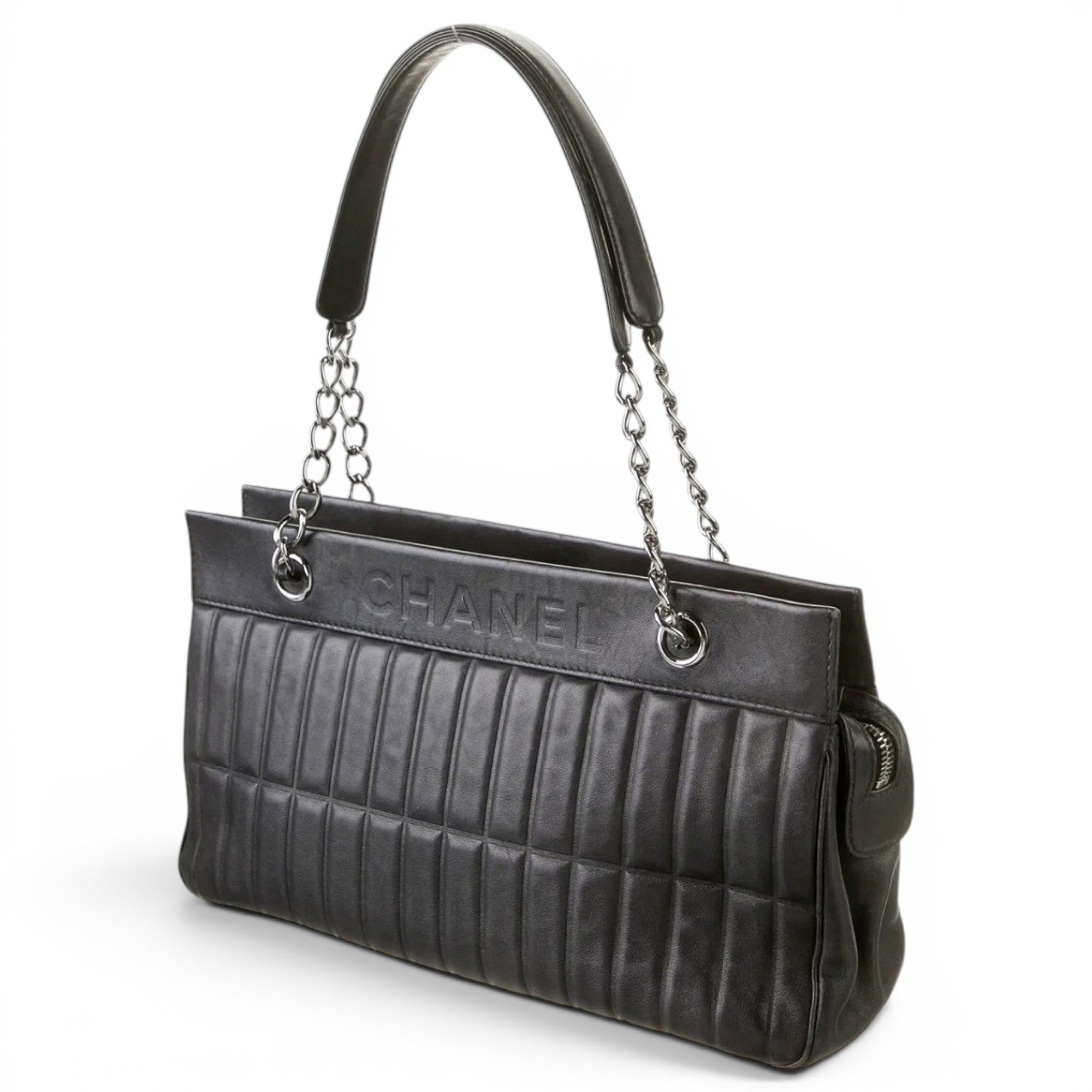 Vintage CC Chain leather tote
