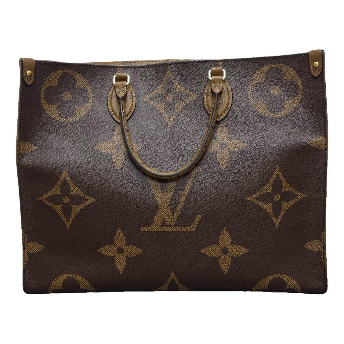 Onthego leather handbag