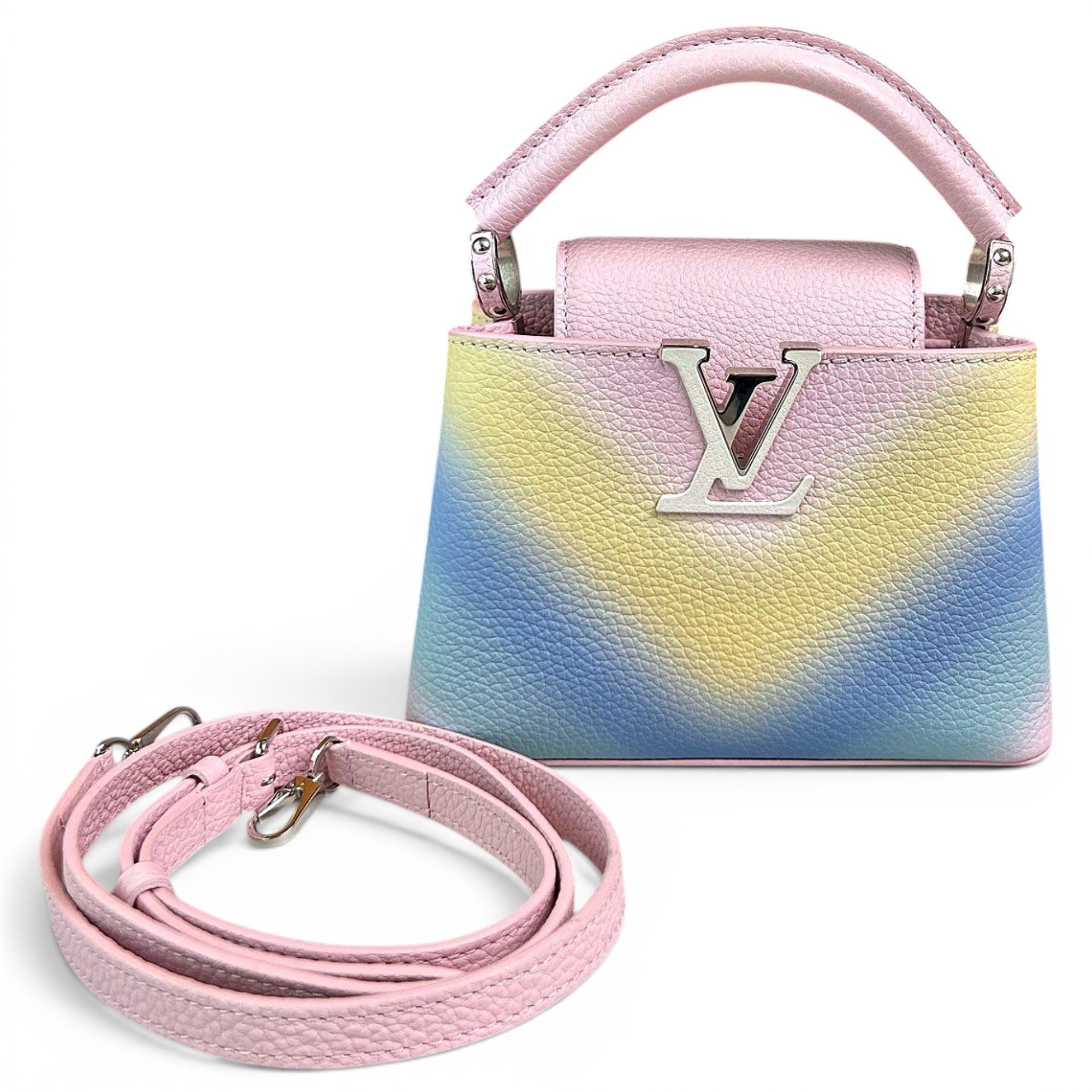 Capucines leather handbag