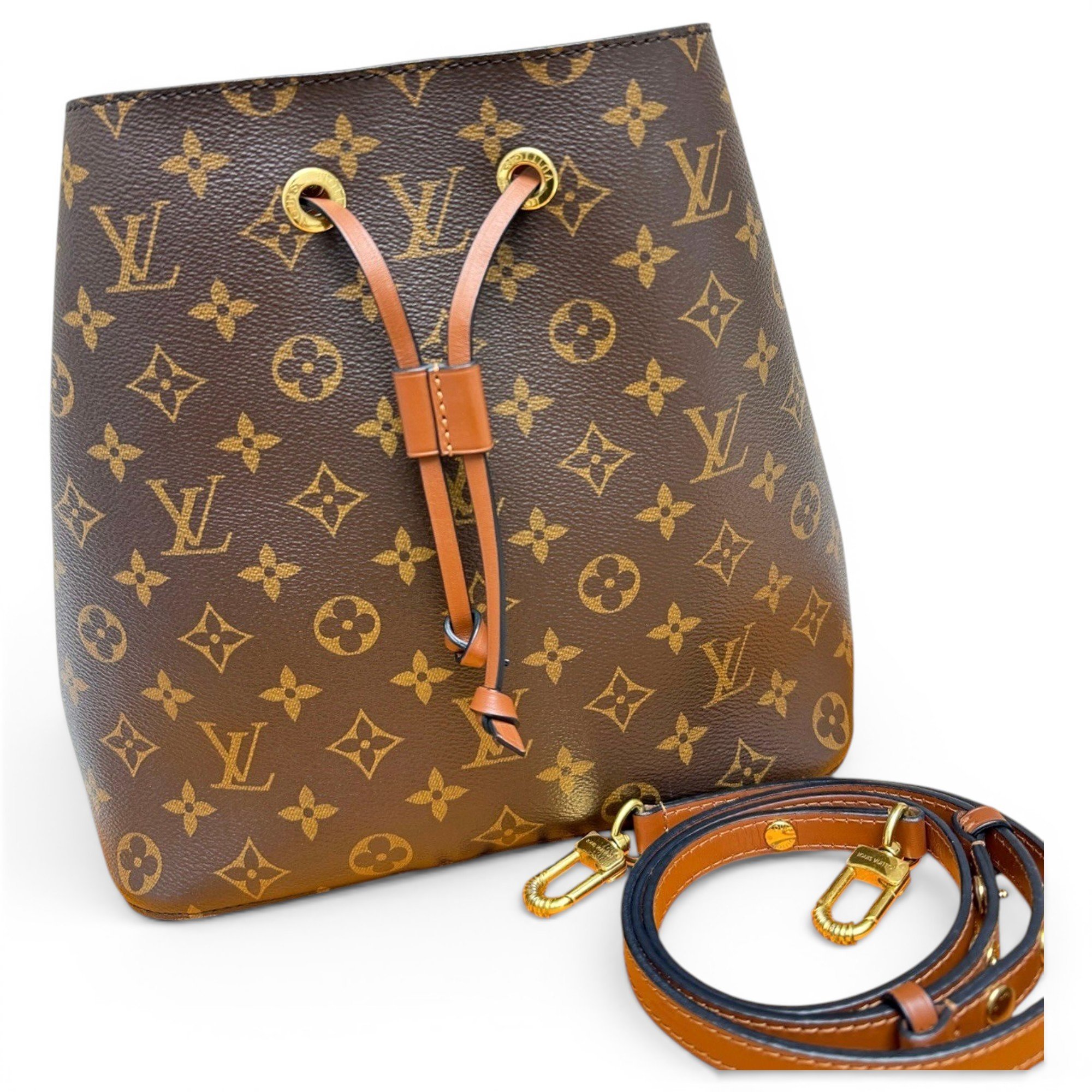 NéoNoé leather handbag