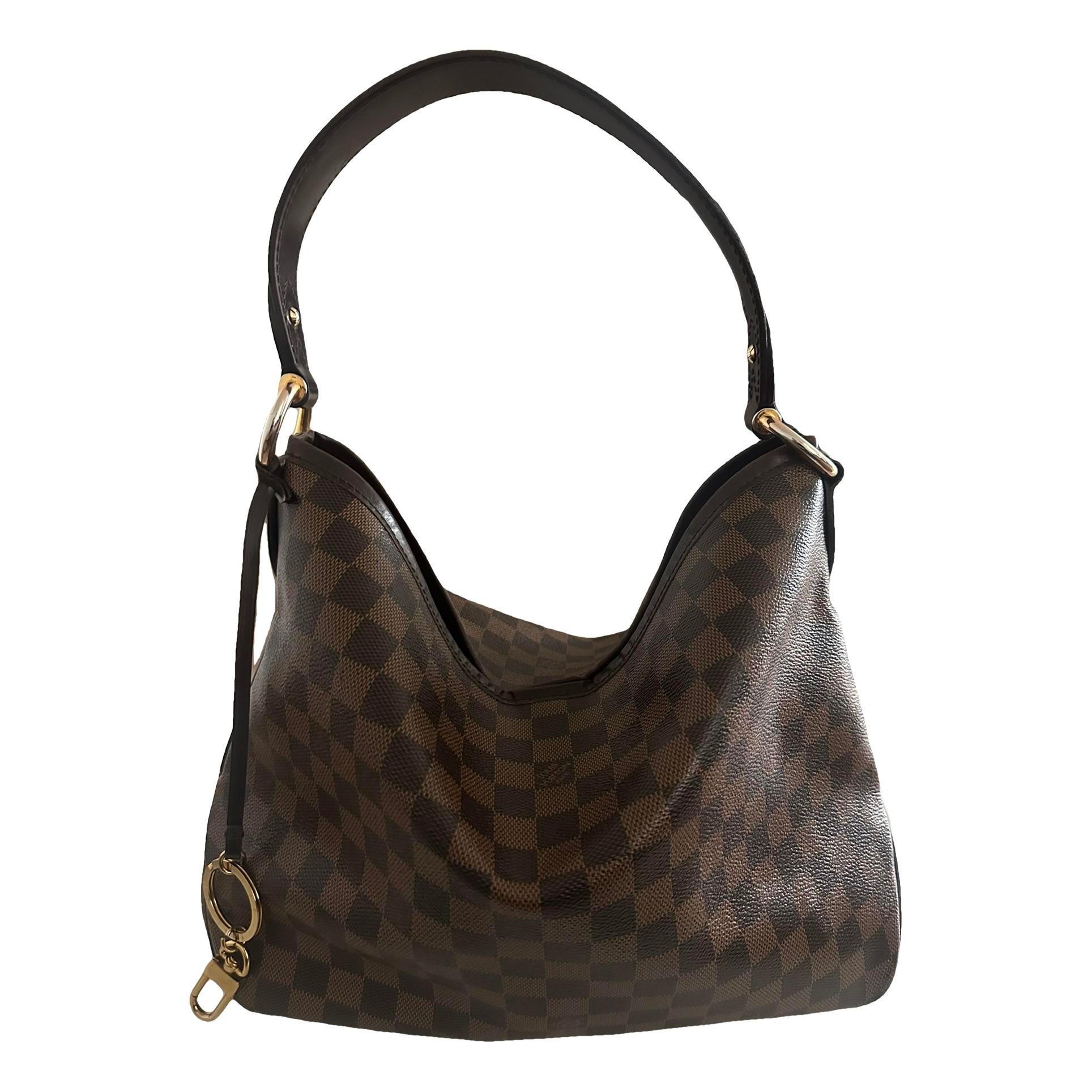 Delightful leather handbag