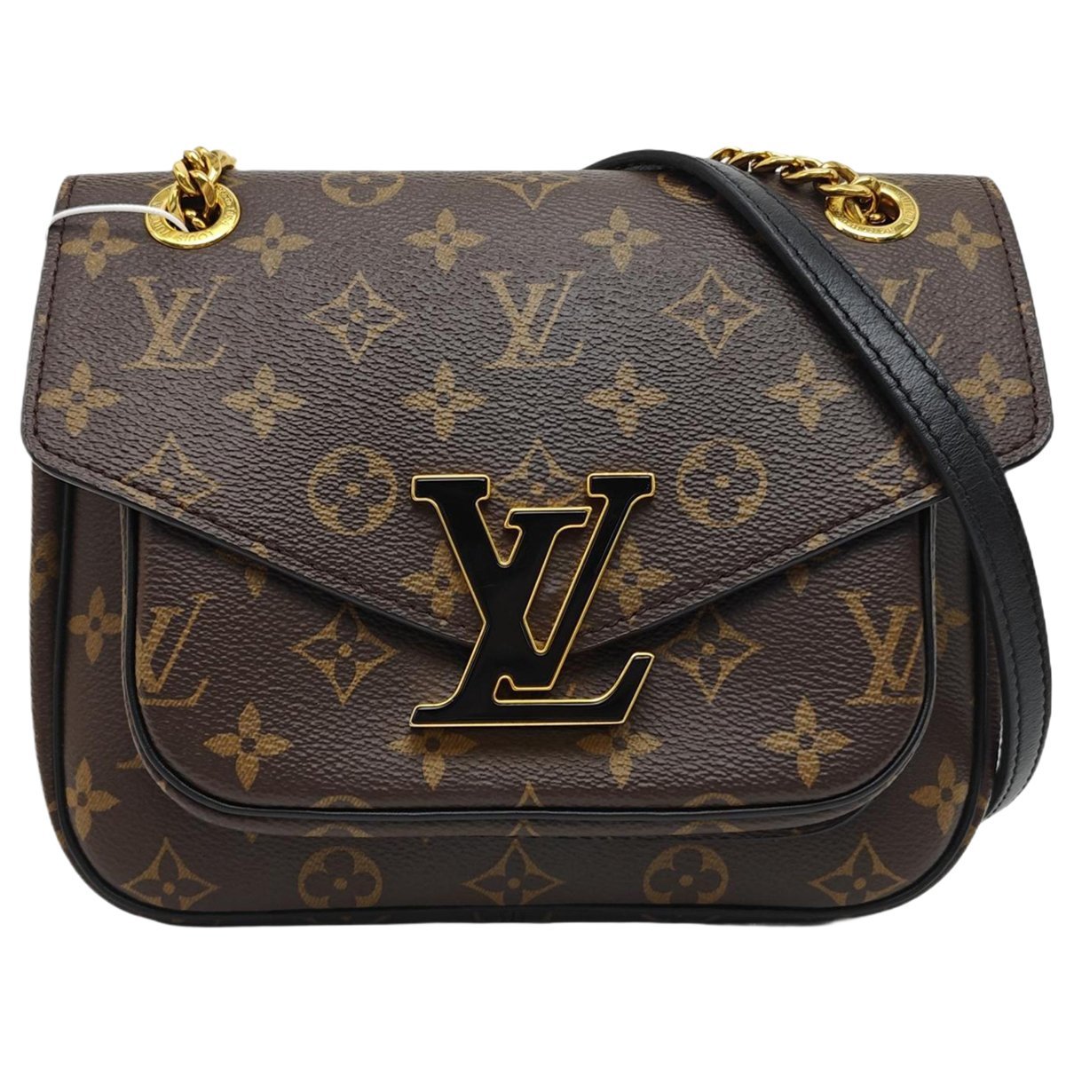 Passy leather crossbody bag