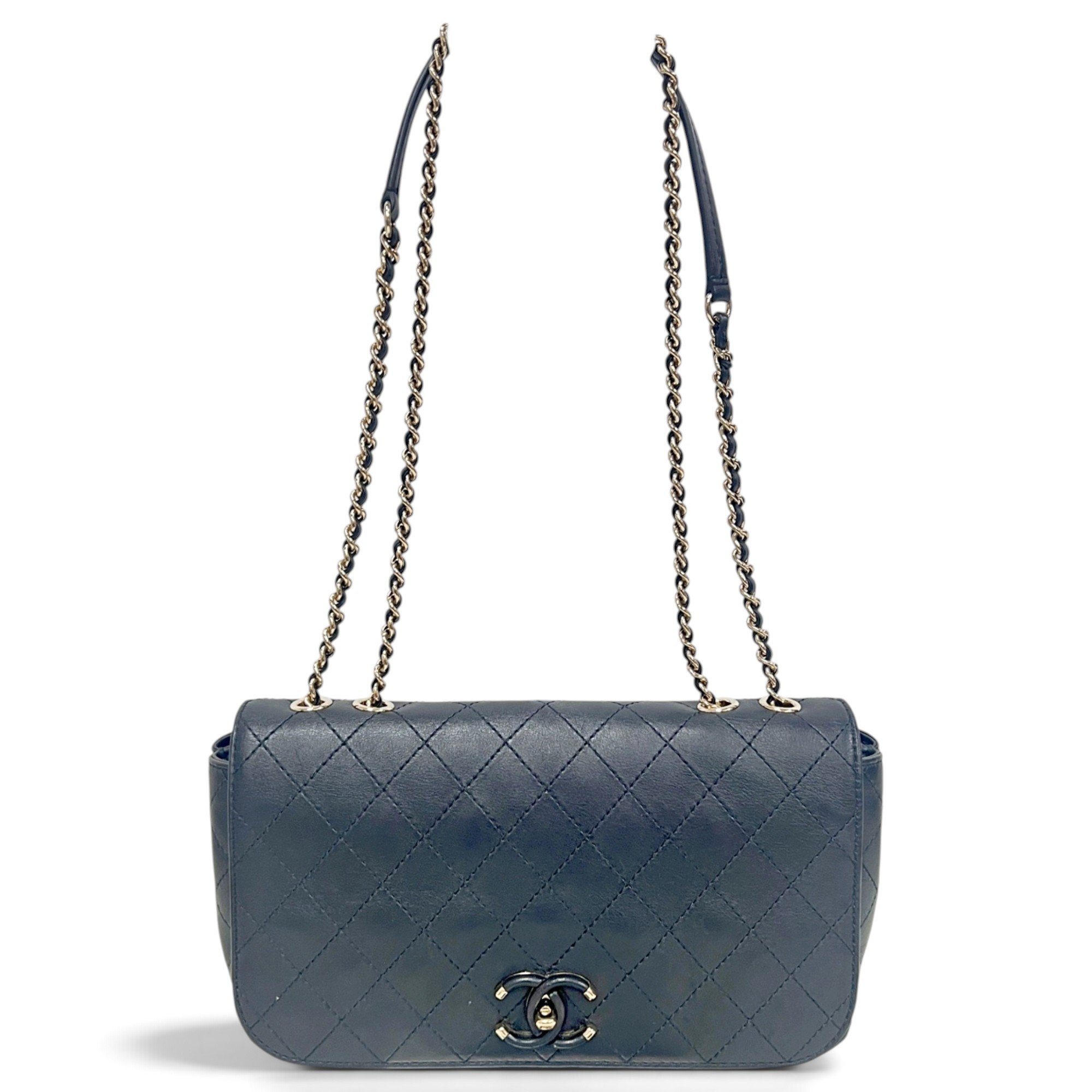 Timeless/Classique leather crossbody bag