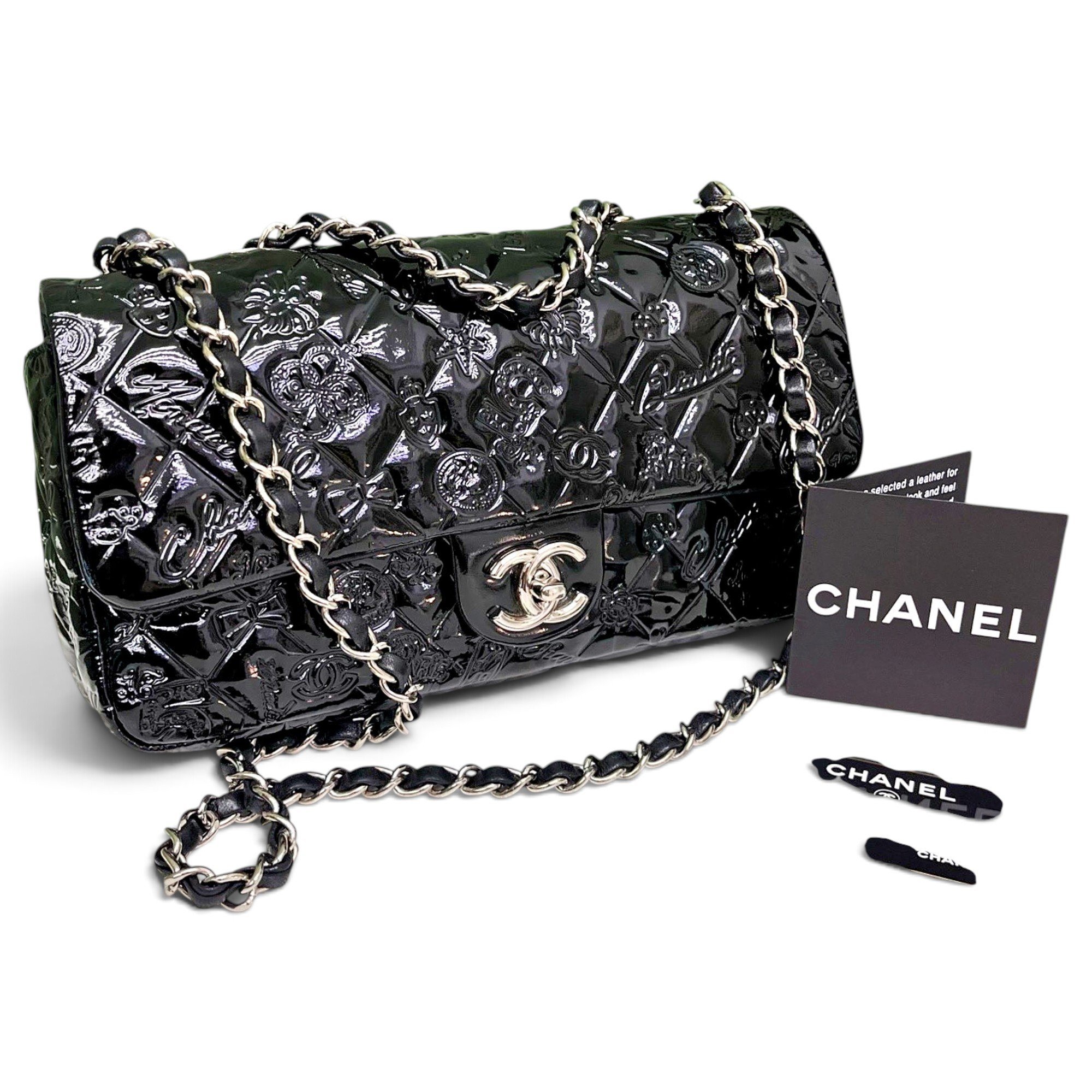Timeless/Classique patent leather crossbody bag