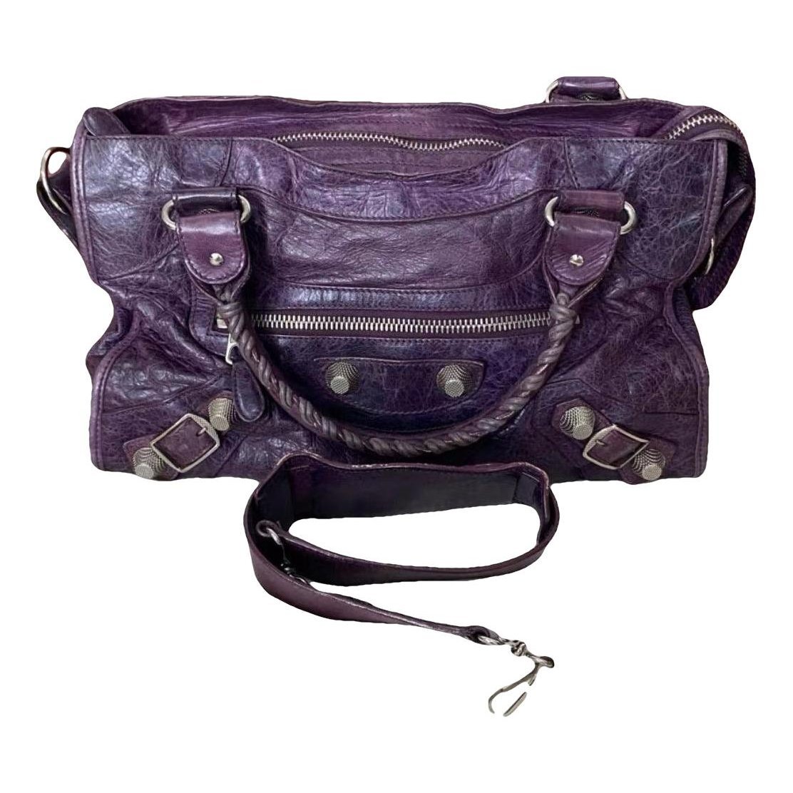 City leather handbag