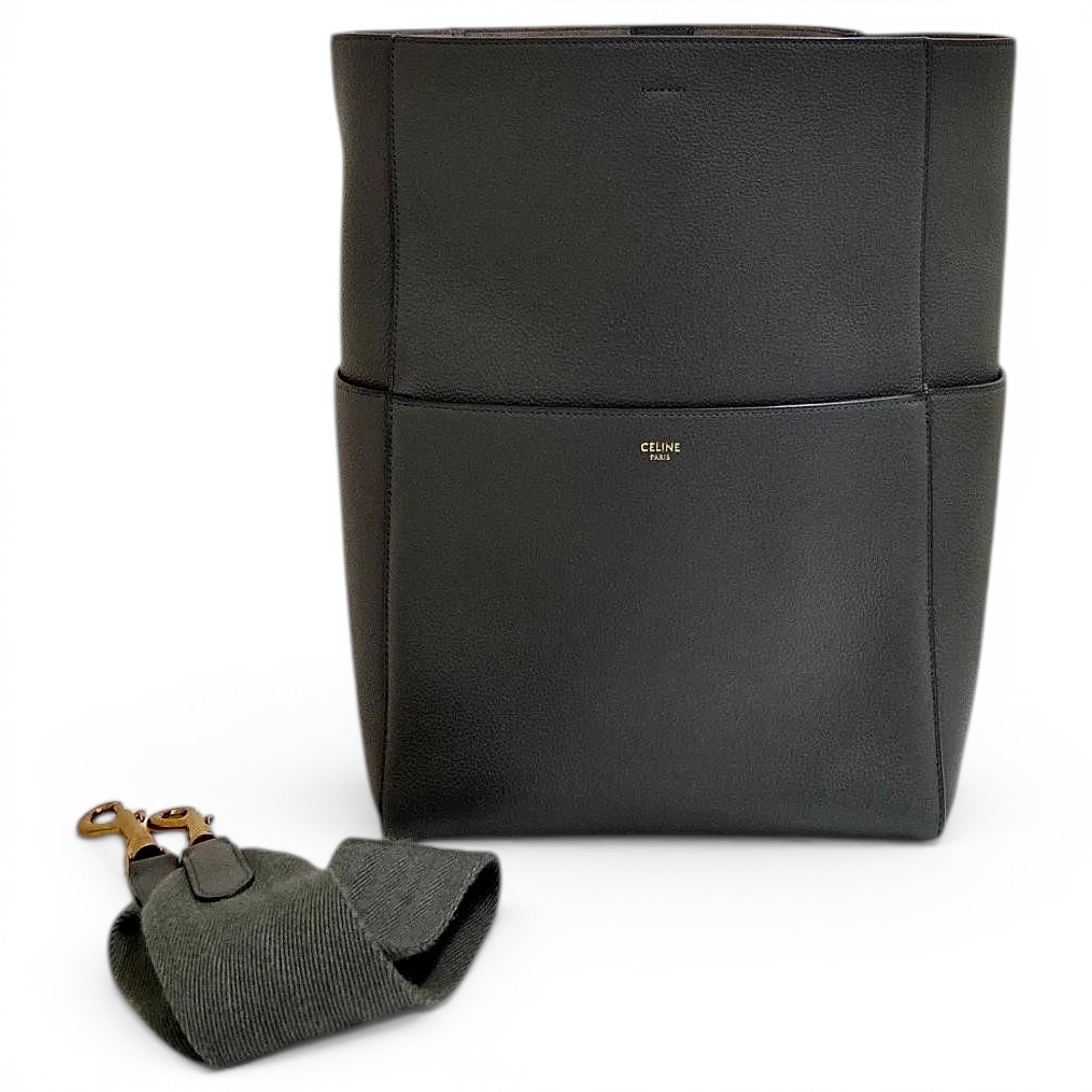 Leather handbag