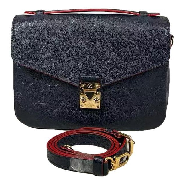 Metis leather handbag