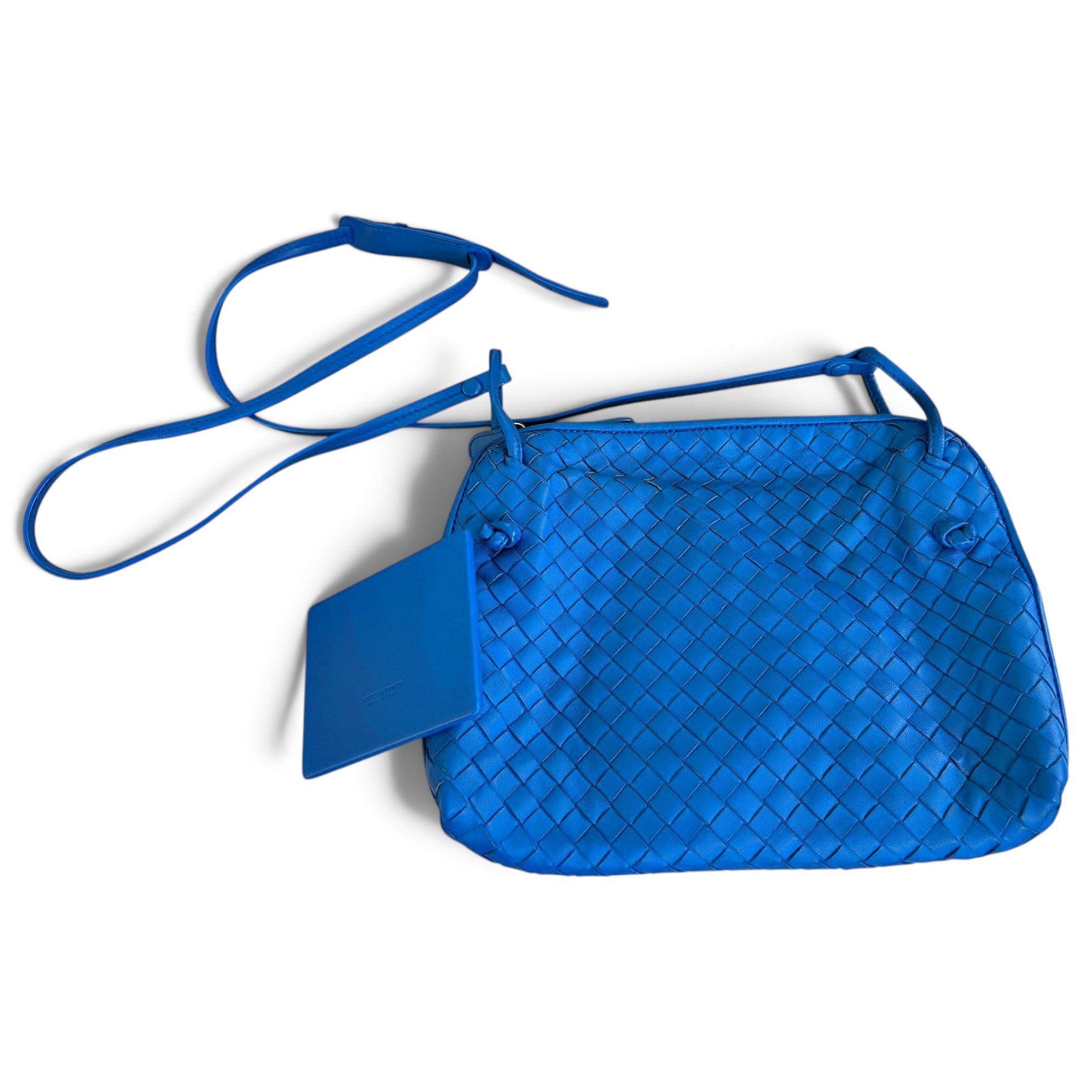 Loop leather handbag