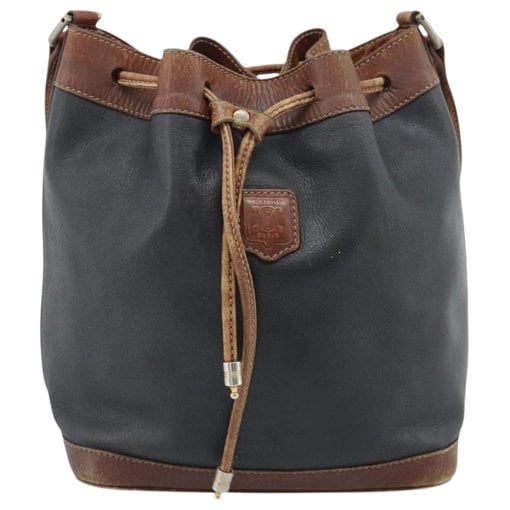 Classic leather handbag