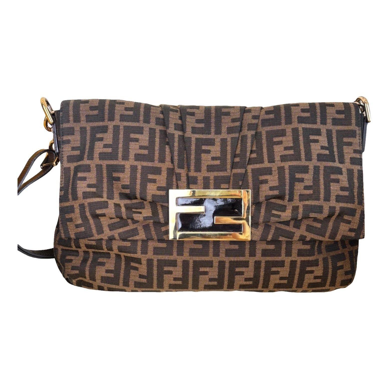 Baguette cloth handbag