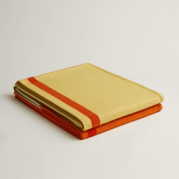 Dye Sangle Blanket