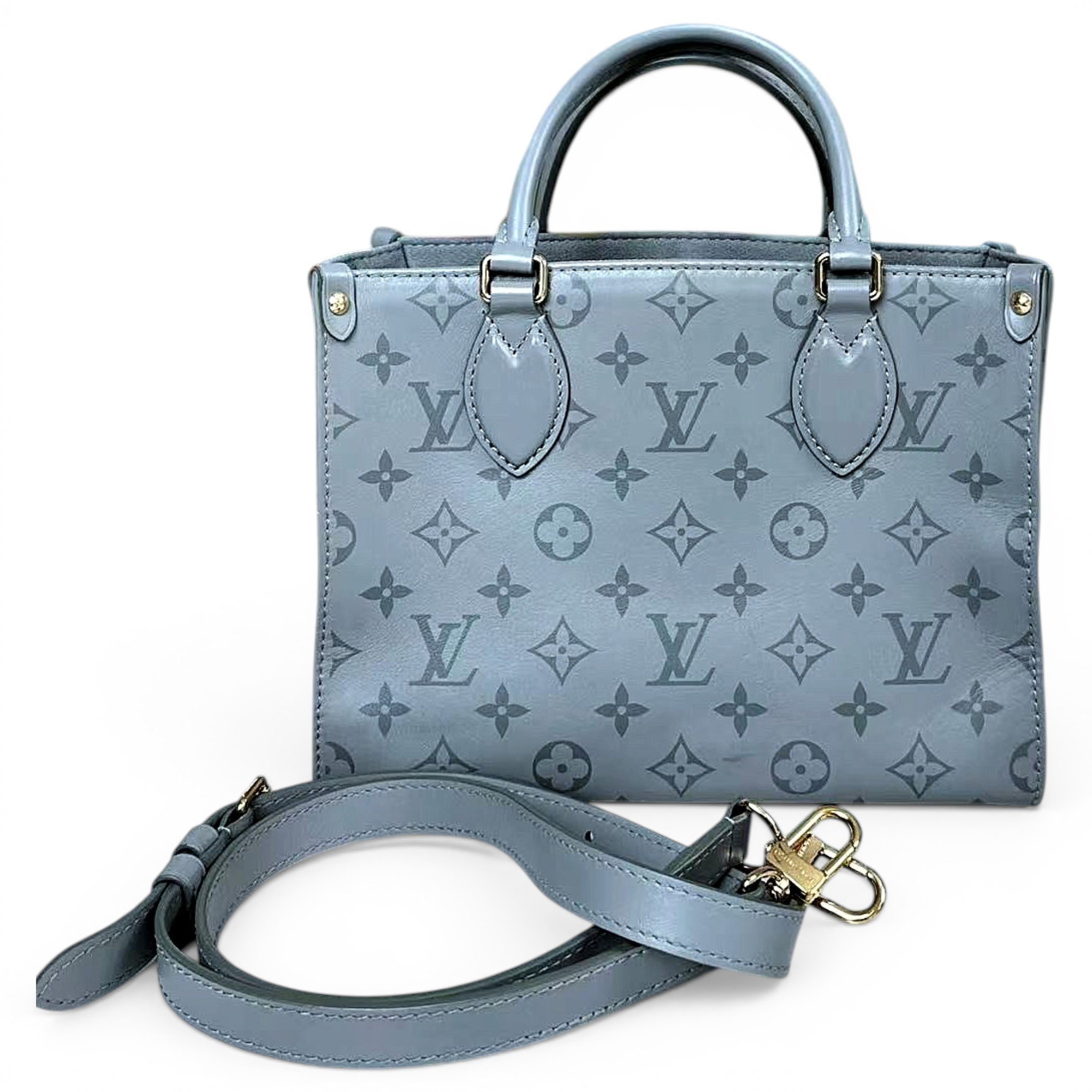 Onthego leather handbag