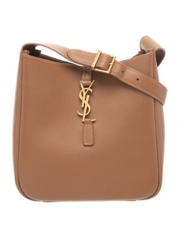Leather Le 5 à 7 Small 2024
