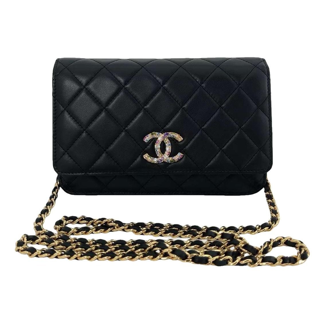 Wallet On Chain Timeless/Classique leather crossbody bag