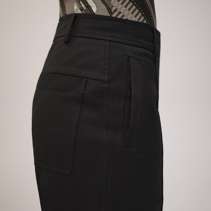 Noir Cropped Pants