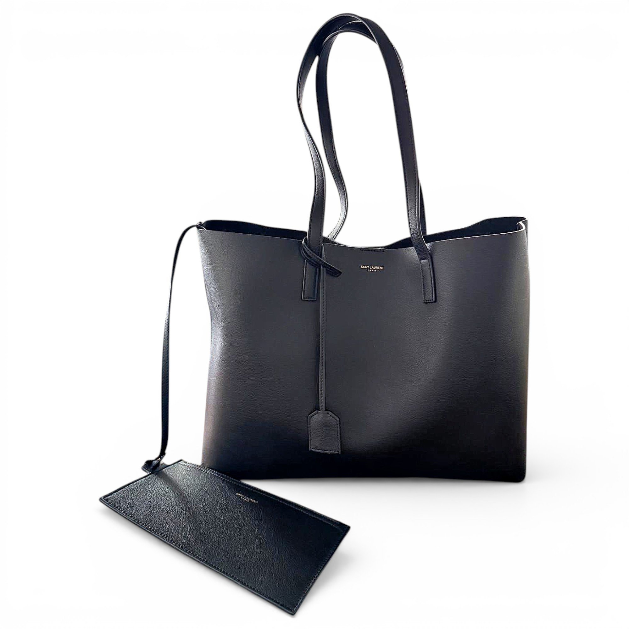 Shopping leather handbag