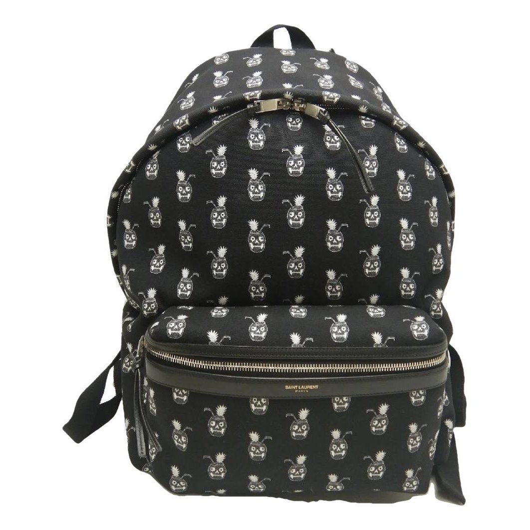 Cloth backpack