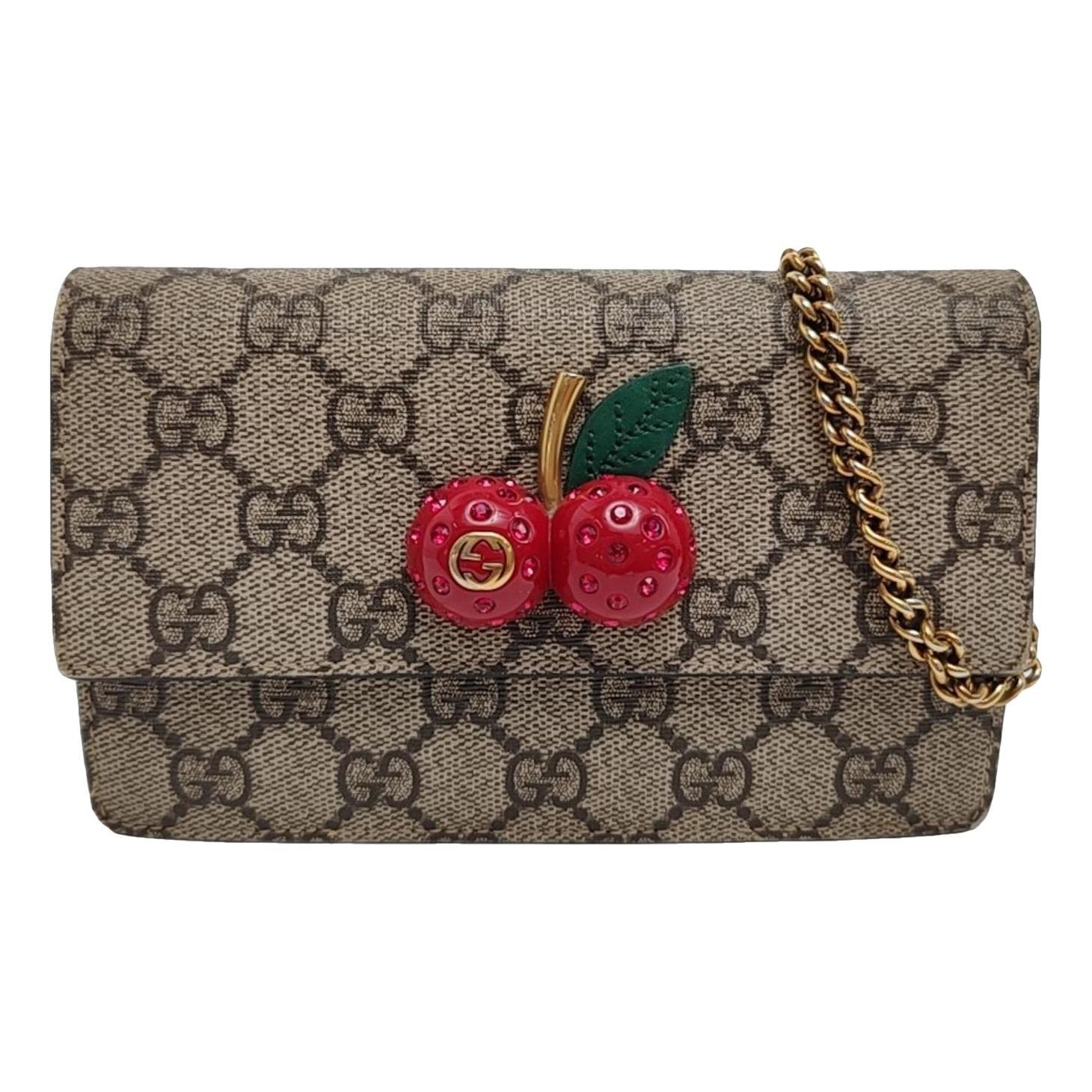 Ophidia GG Supreme leather handbag