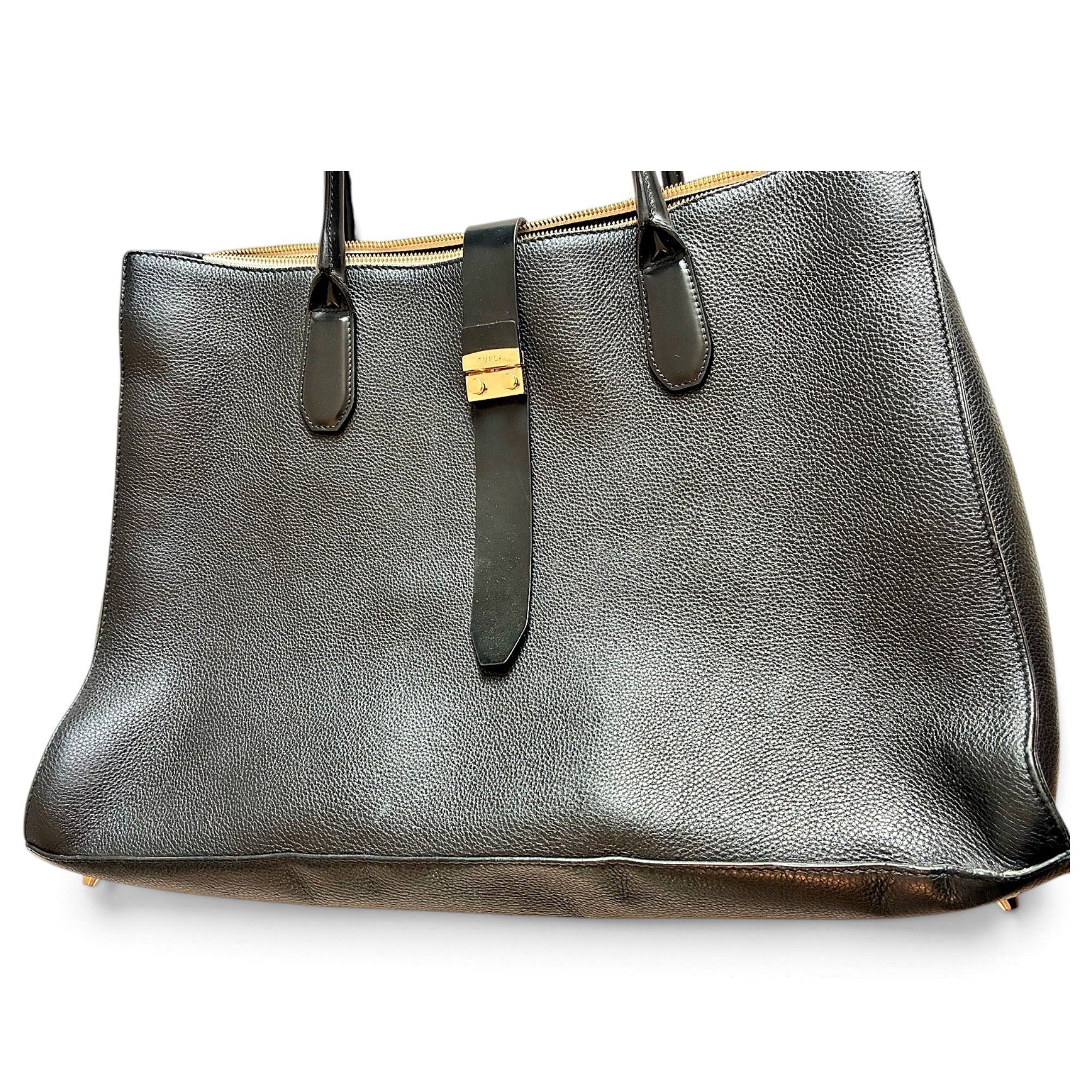 Leather tote