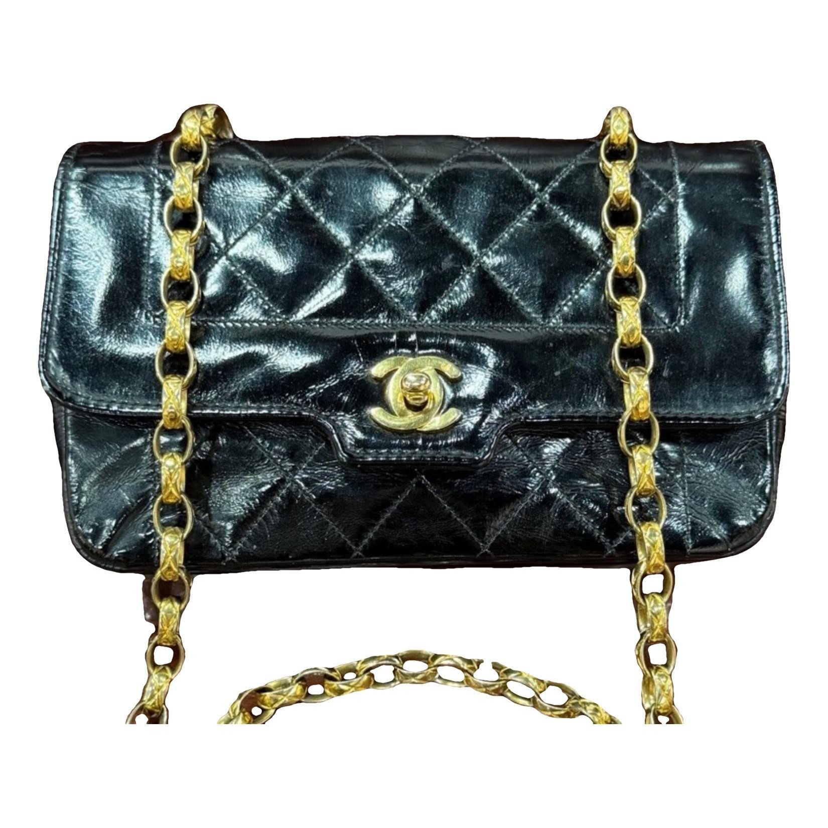 Timeless/Classique leather crossbody bag