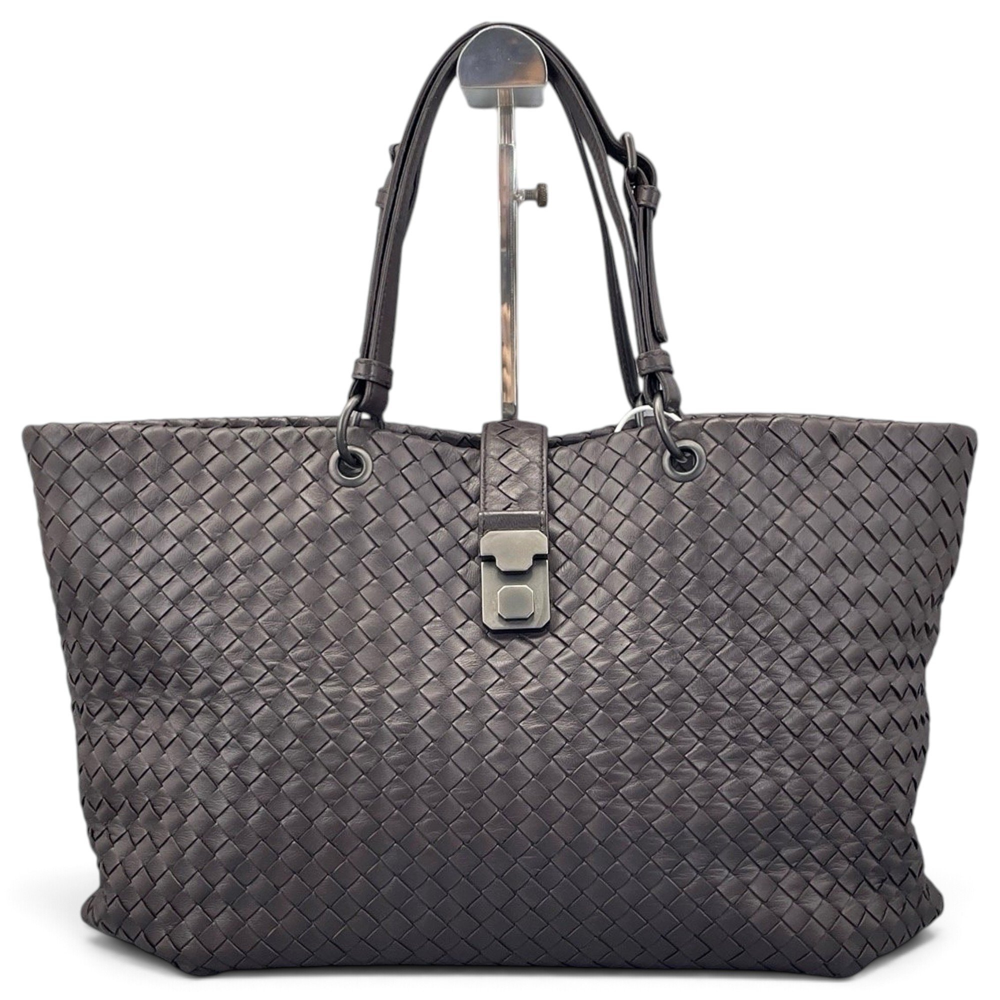 Leather tote