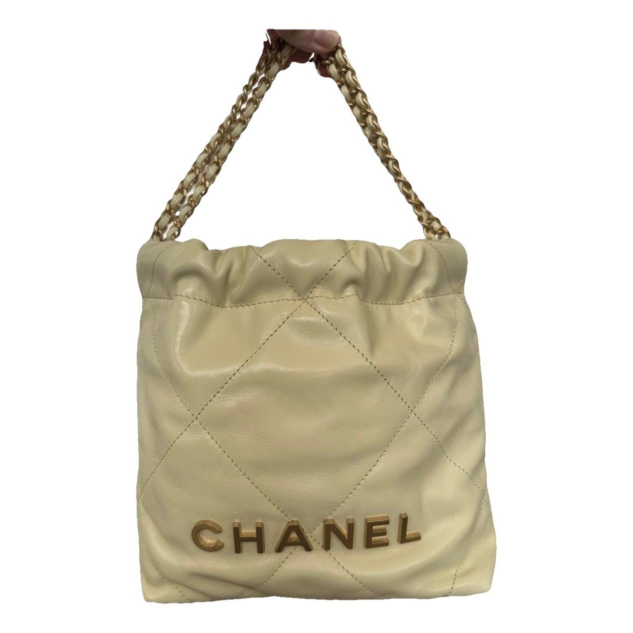Chanel 22 leather handbag