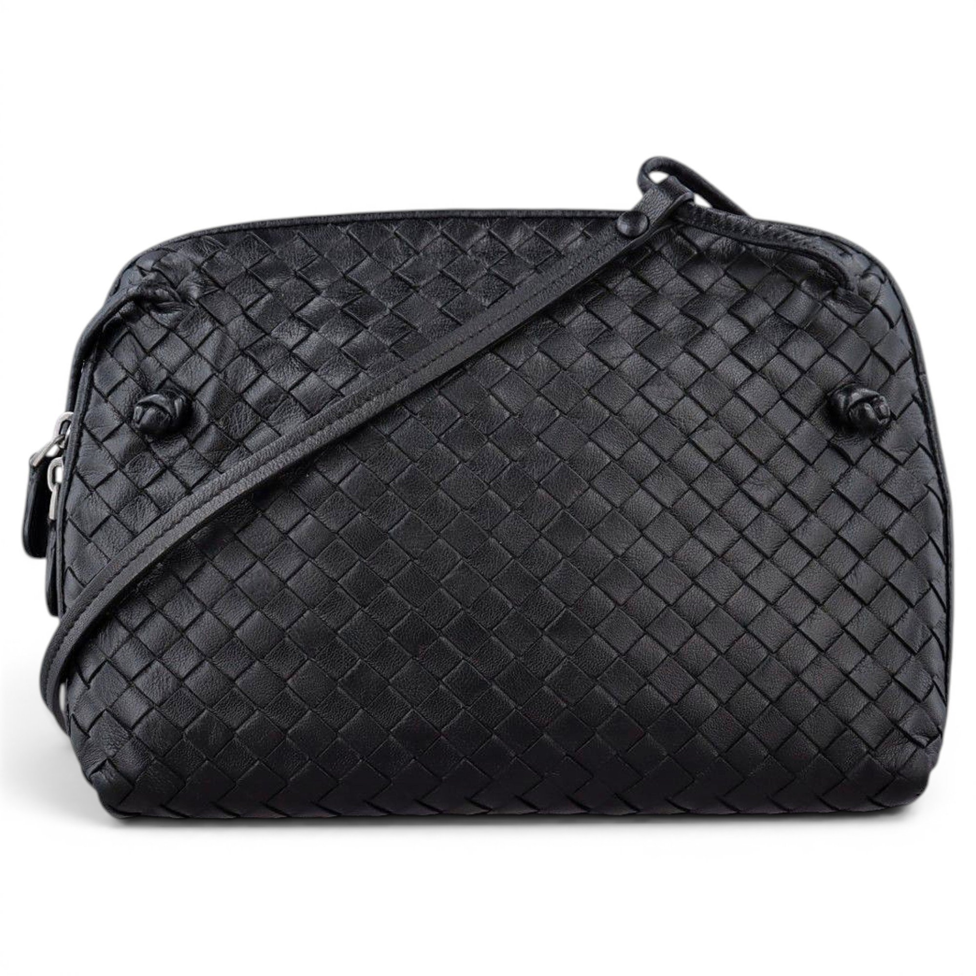 Veneta leather handbag