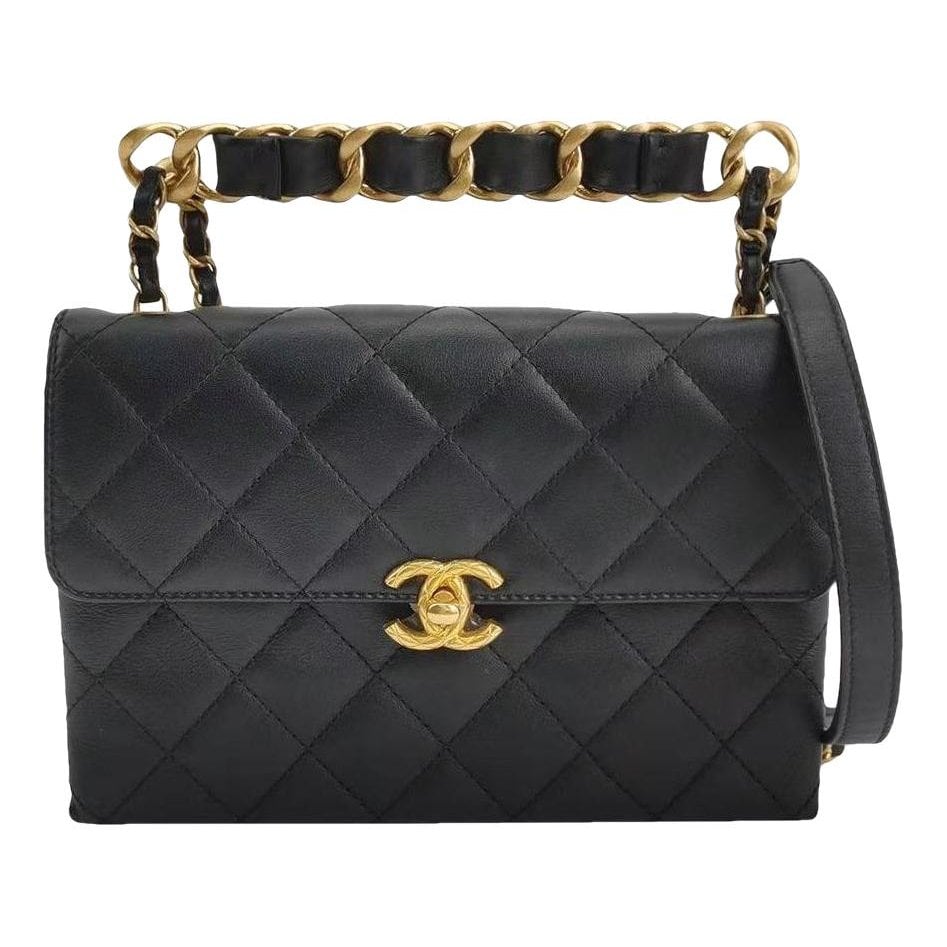Chanel 22 leather handbag