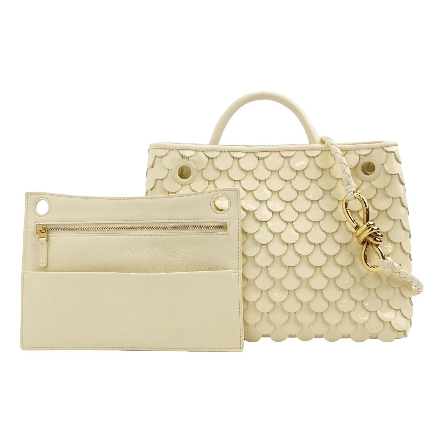 Bottega Veneta Andiamo patent leather bag