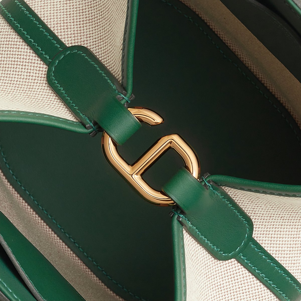 Hermès In-the-loop 18 Bag