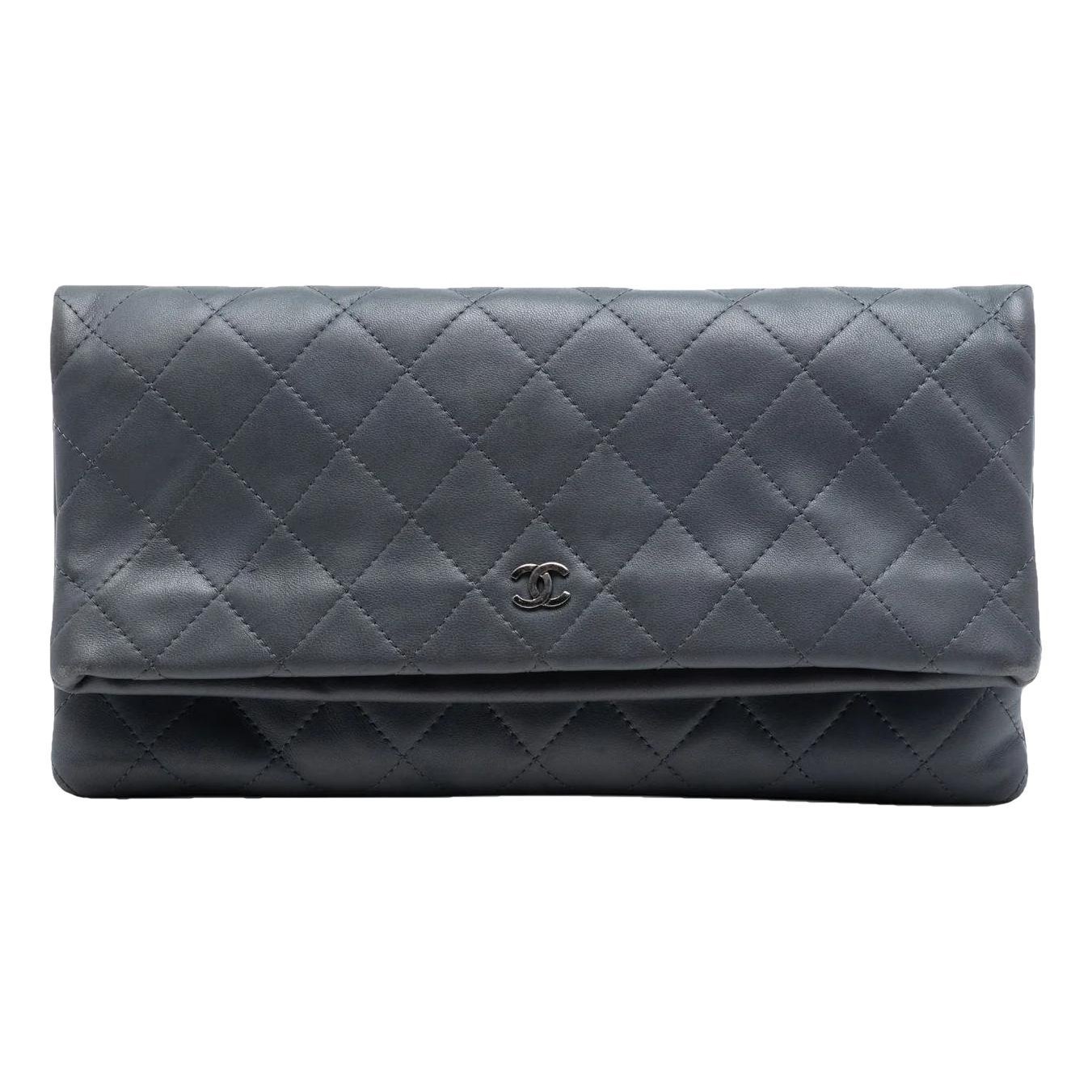 Timeless/Classique leather clutch bag