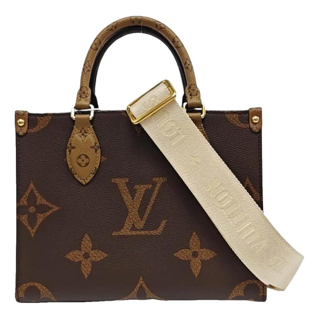 Onthego leather handbag