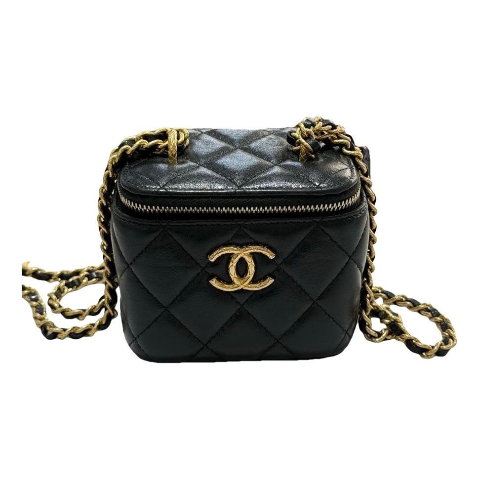 Trendy CC Vanity leather handbag