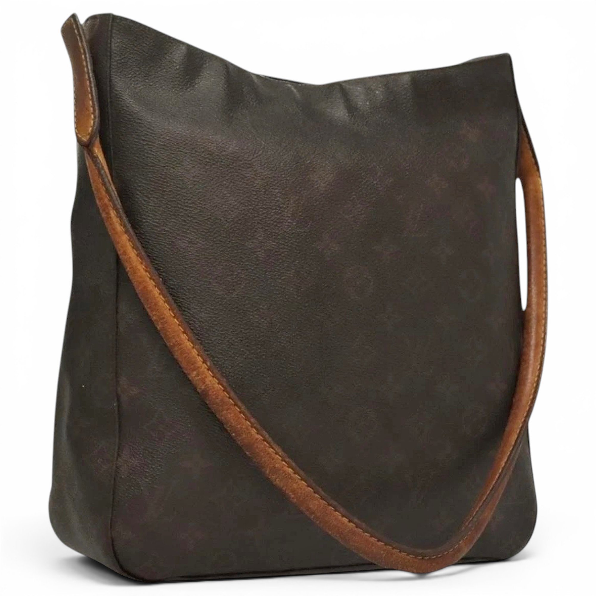 Leather handbag