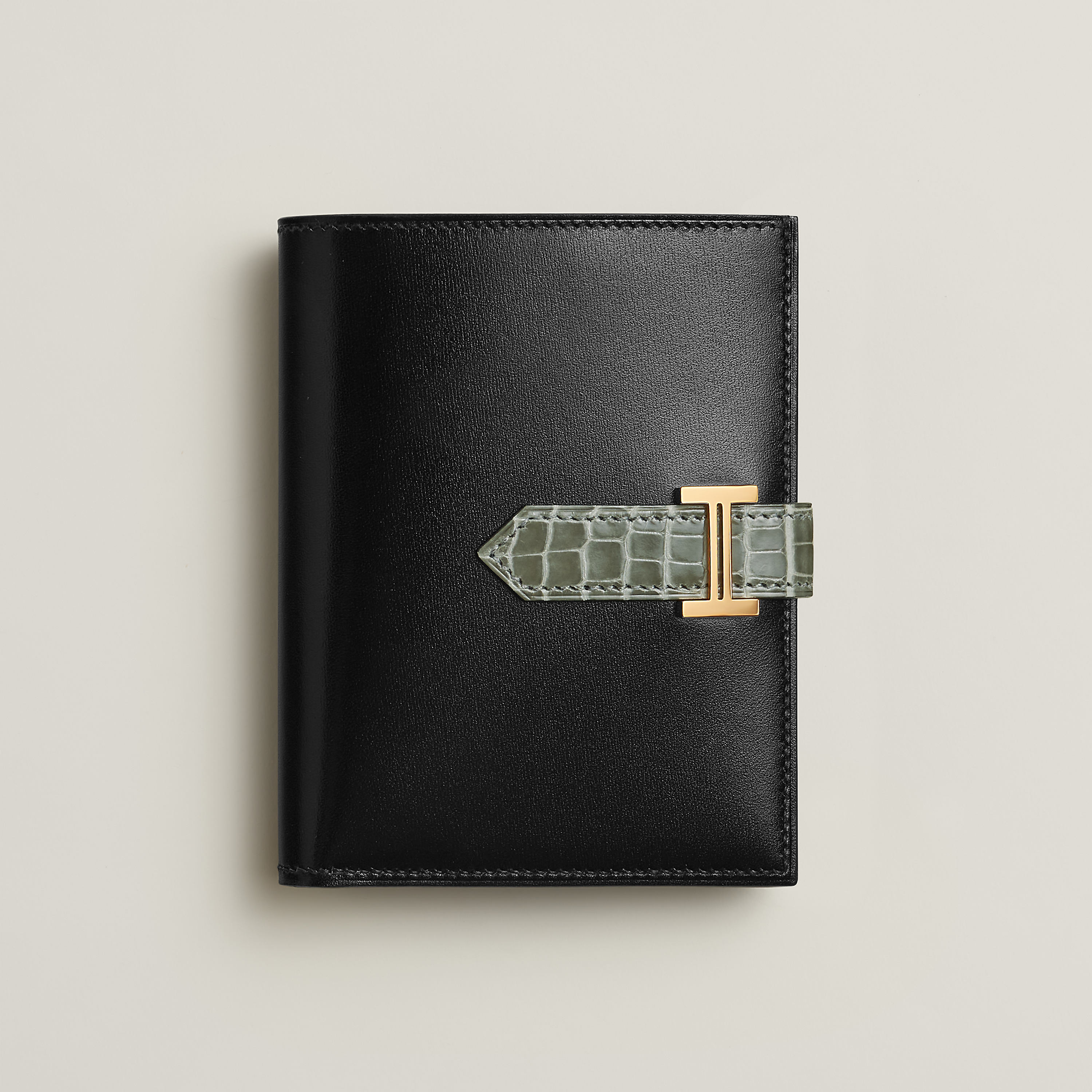 Bearn Compact touch wallet