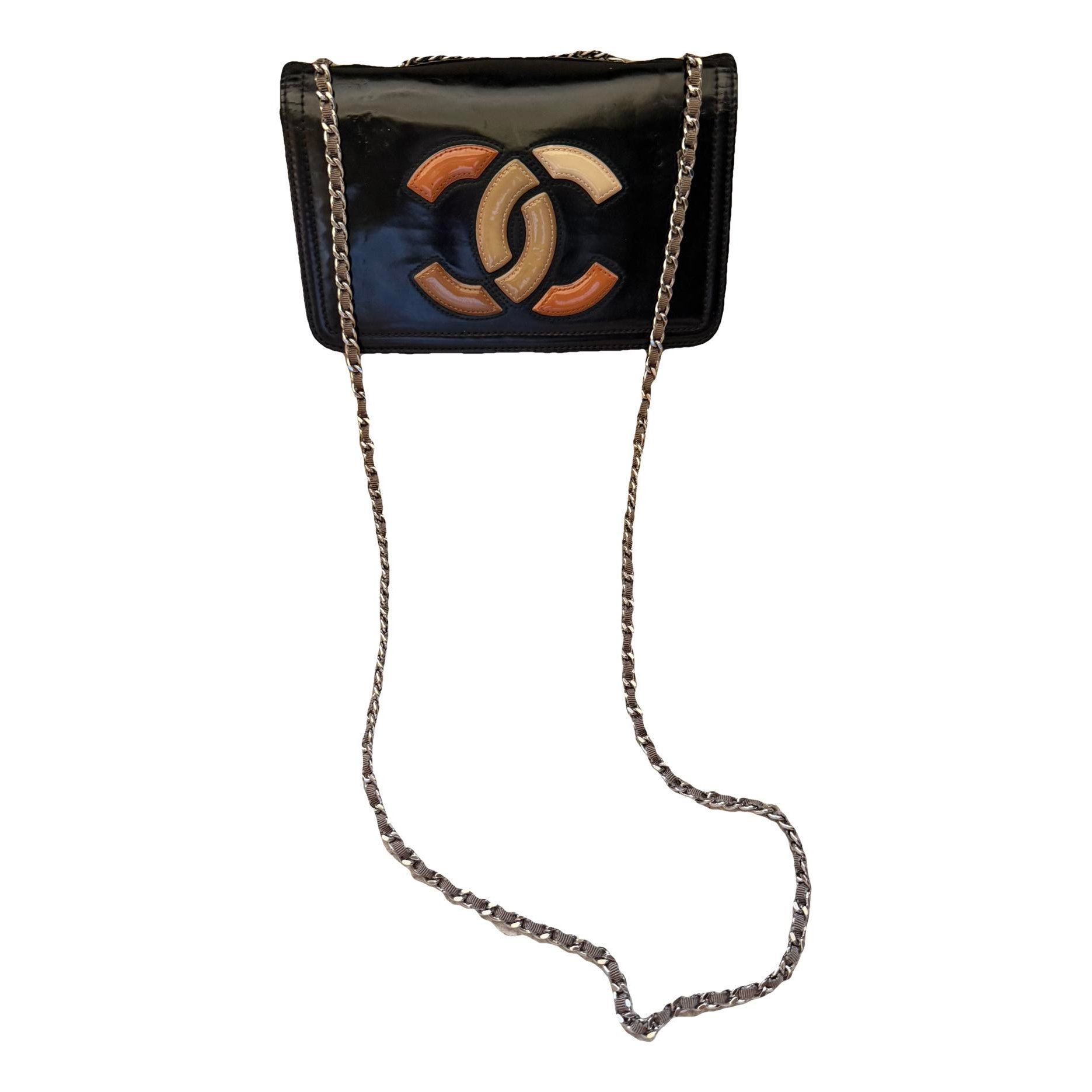 Timeless/Classique vinyl handbag