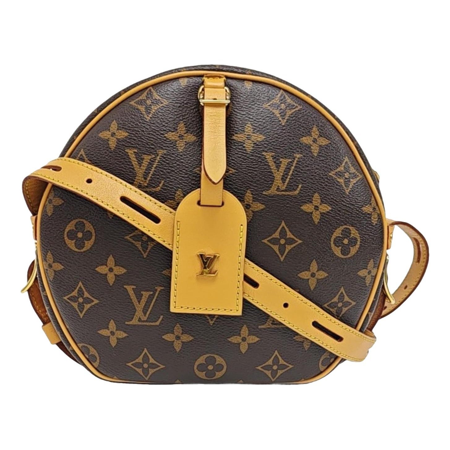 Micro boite chapeau leather handbag