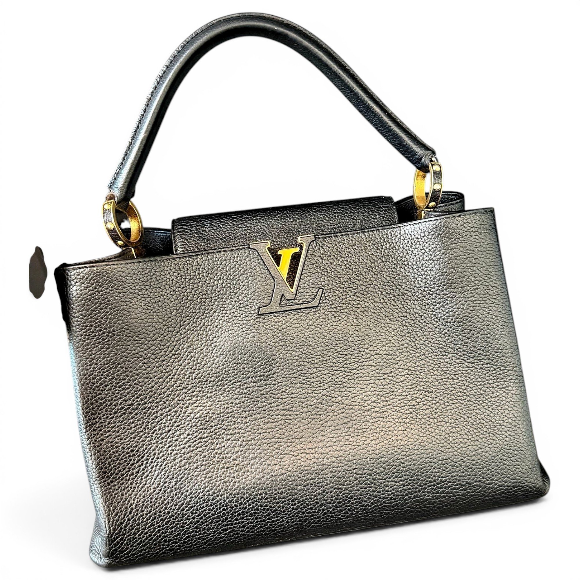 Capucines leather handbag