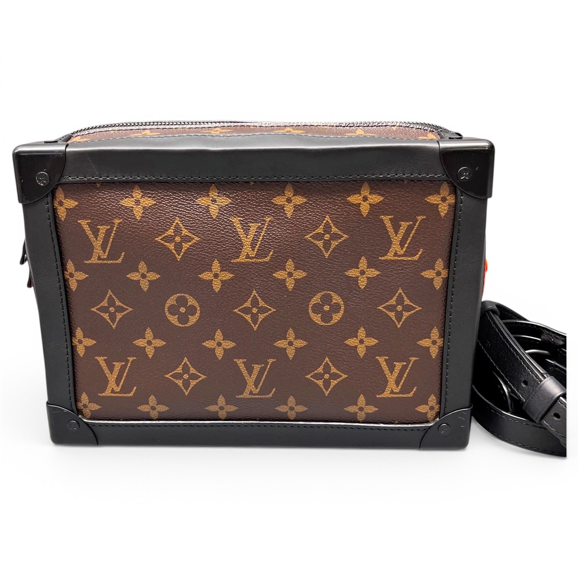 Vinyl crossbody bag