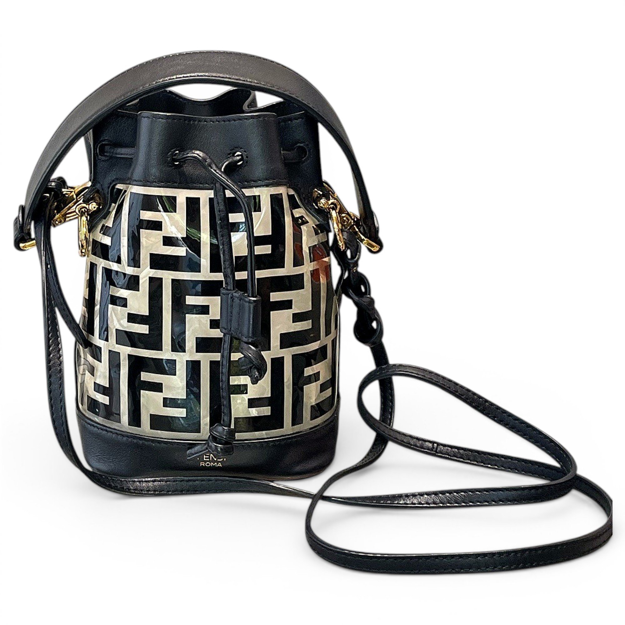 Palazzo Bucket leather handbag