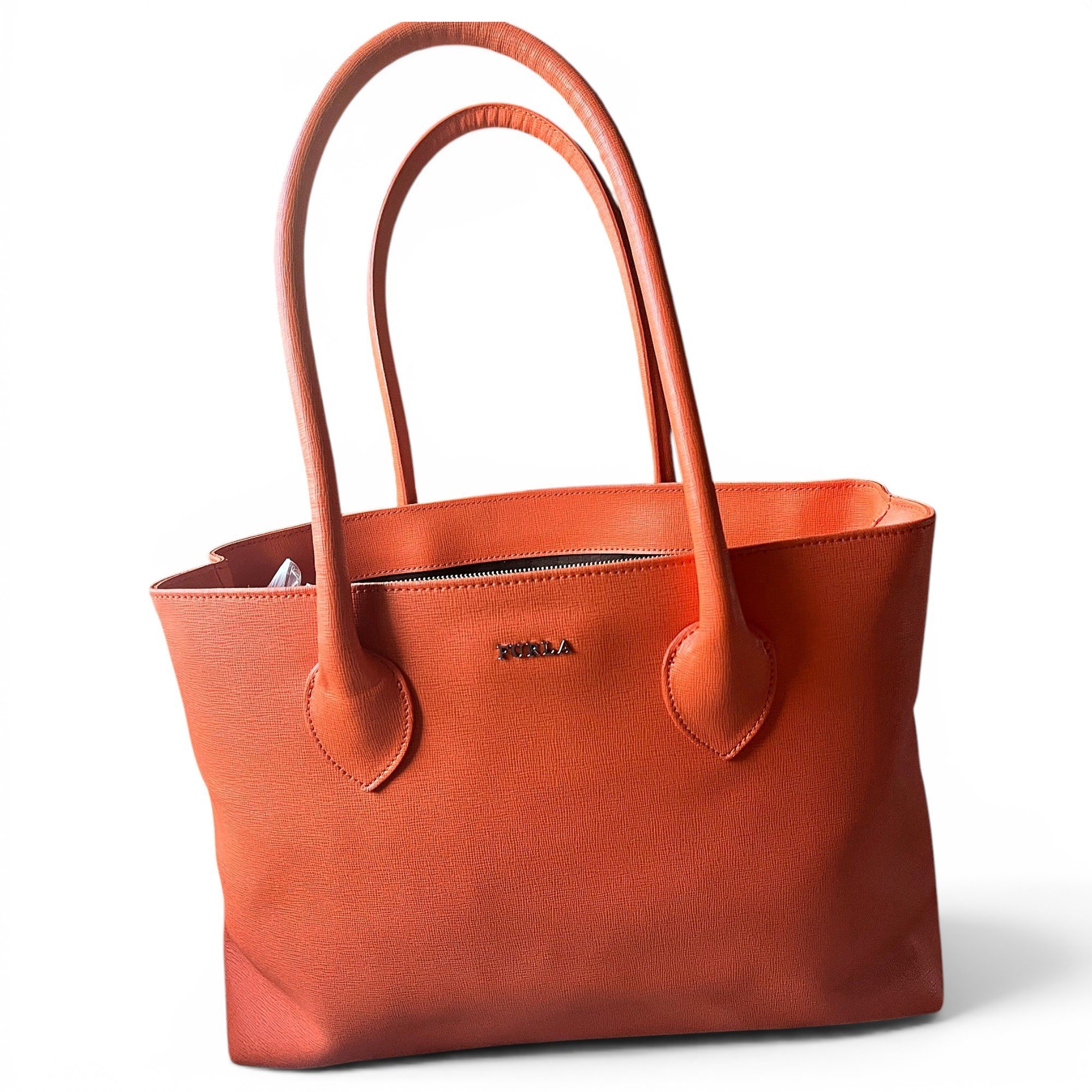 Leather tote