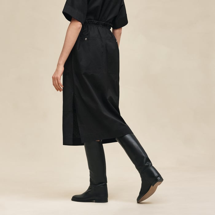 Noir Pochon Skirt