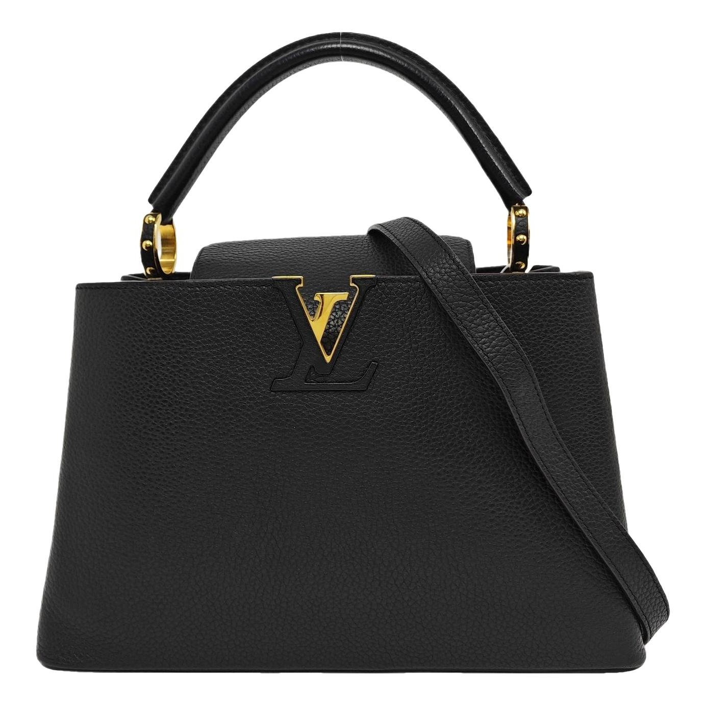 Capucines leather crossbody bag