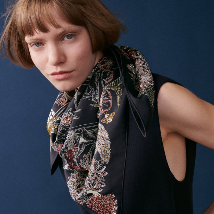 Precious Paradise Scarf 90